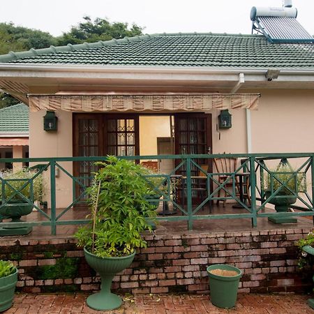 ハラレ 12 Fleetwood Bed & Breakfast エクステリア 写真